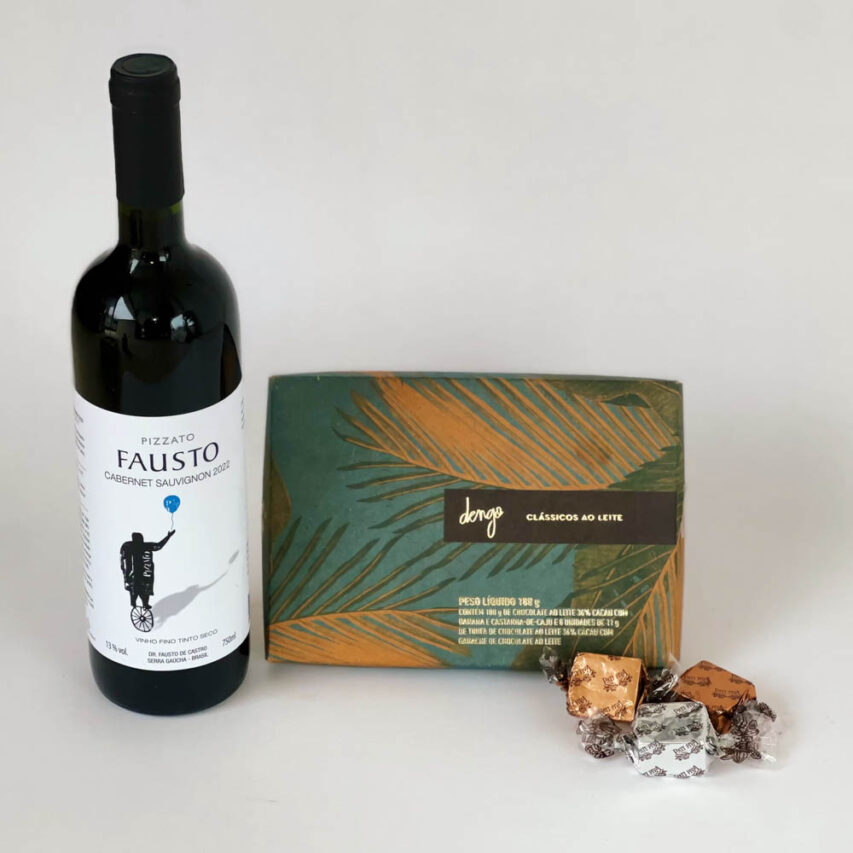 Kit com Vinho e Chocolates Premium