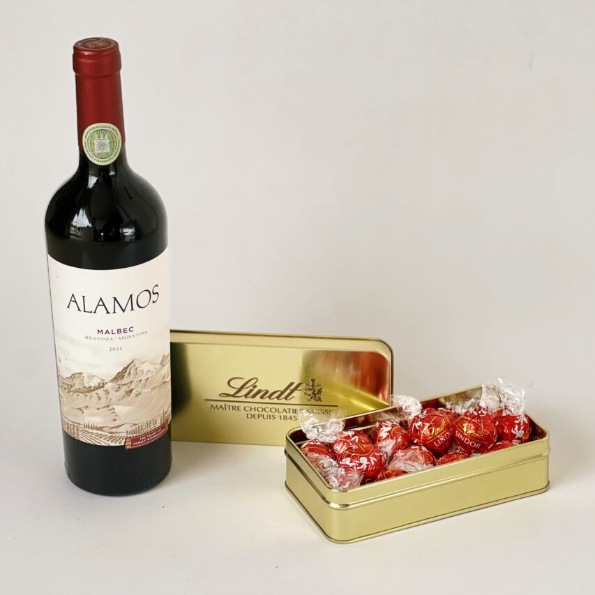 Kit com Vinho e Lata Gold Chocolate Lindt