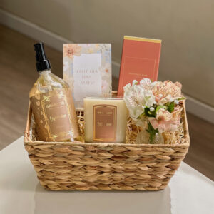 Cesta Premium com Flores Dia das Mães