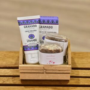 Kit com itens Granado e Chocolate