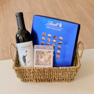 Presente Dia dos Namorados com Vinho e Caixa Lindt