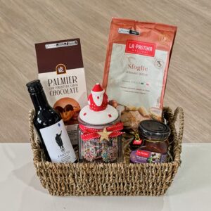 Cesta Natalina com Vinho e Aperitivos
